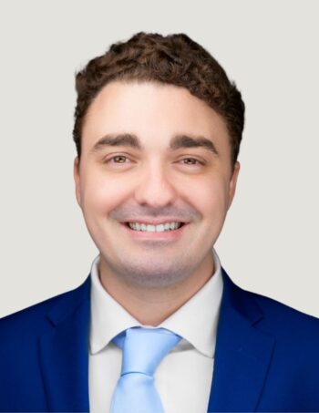Forbes Ouzts Forbes Ouzts, estate planning attorney in Jacksonville, FL. LL.M. in Taxation, J.D. cum laude. Expertise: trusts, gift/estate tax, probate, tax-exempt orgs.